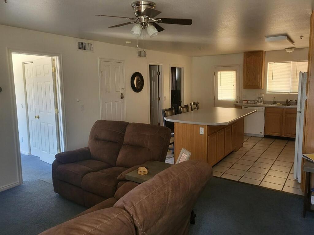 Apartamento Tail Wind Life Llc Page Exterior foto