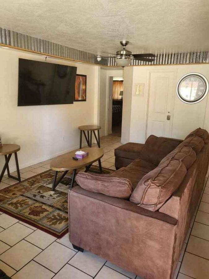 Apartamento Tail Wind Life Llc Page Exterior foto